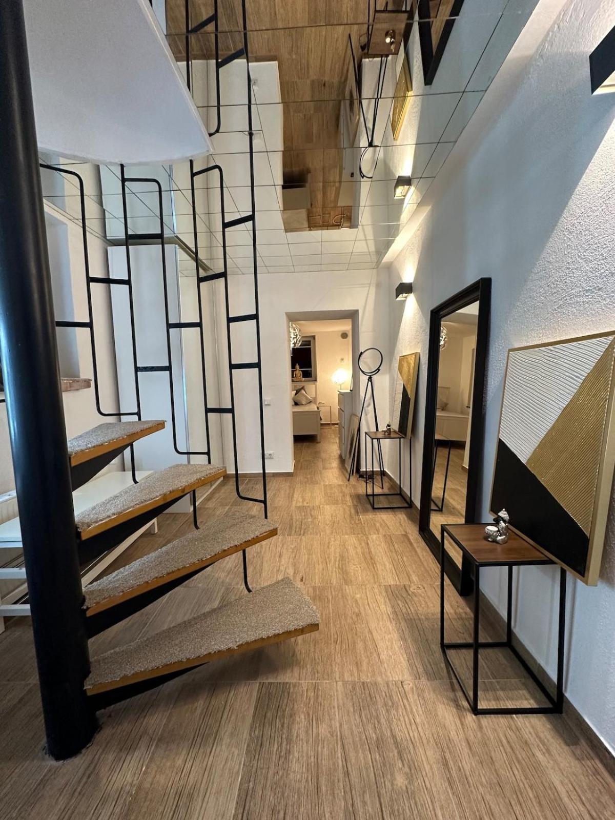With Garden & 2 Bathrooms * Cologne